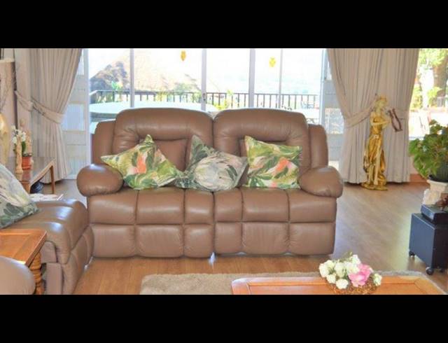 4 BEDROOM HOUSE FOR SALE IN KENSINGTON